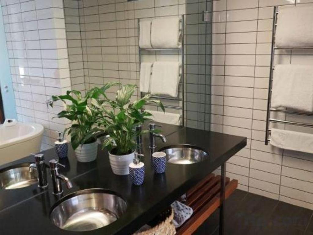 The Arrow Hotel 5*